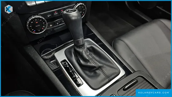 MERCEDES C-CLASS C200 CGI