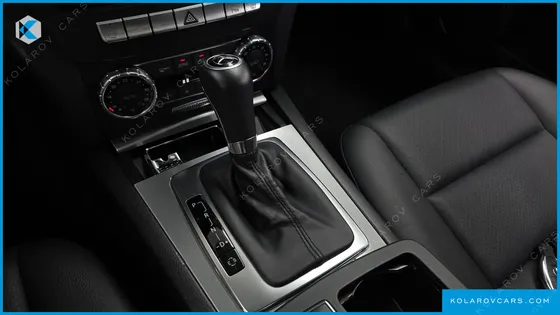 MERCEDES C-CLASS C200 CGI AVANTGARDE