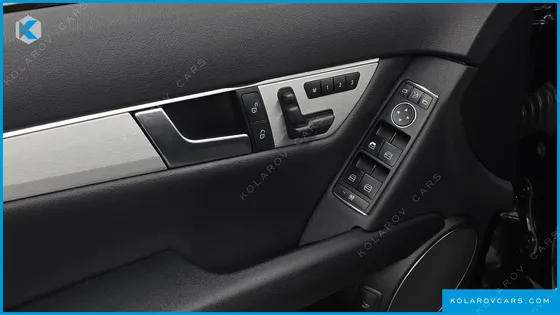 MERCEDES C-CLASS C200 CGI AVANTGARDE