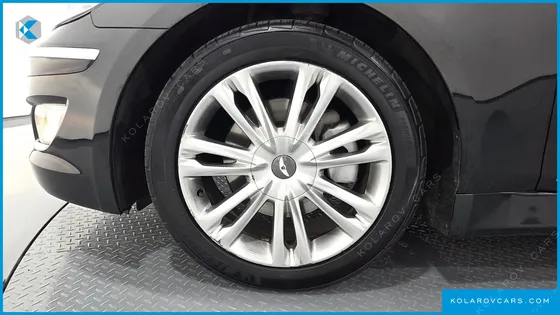 HYUNDAI GENESIS BH 330 LUXURY