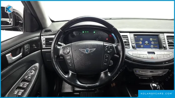 HYUNDAI GENESIS BH 330 LUXURY