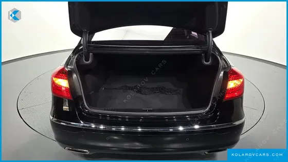 HYUNDAI GENESIS BH 330 LUXURY
