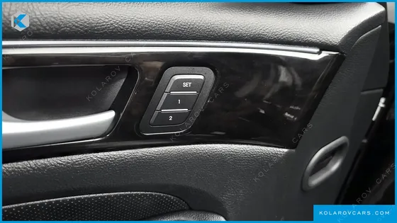 HYUNDAI GENESIS BH 330 LUXURY