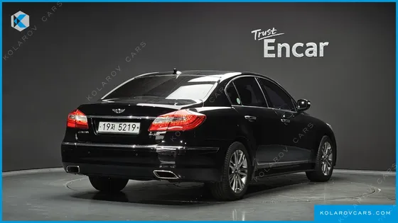 HYUNDAI GENESIS BH 330 LUXURY