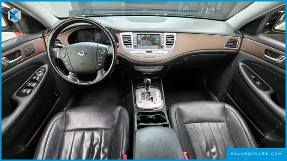 HYUNDAI GENESIS BH 330 LUXURY