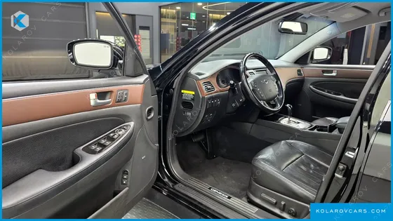 HYUNDAI GENESIS BH 330 LUXURY