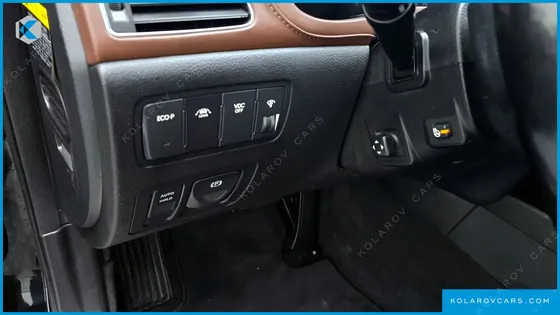 HYUNDAI GENESIS BH 330 LUXURY
