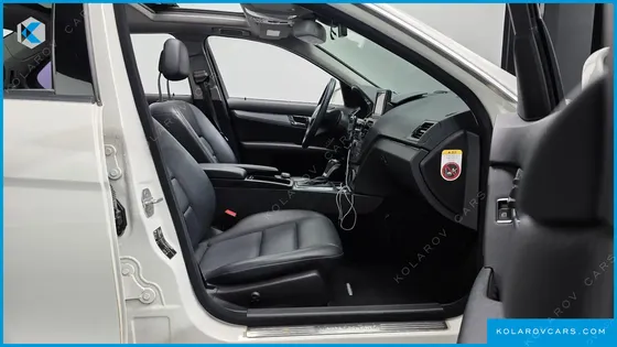 MERCEDES C-CLASS C200 CGI AVANTGARDE