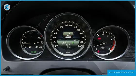 MERCEDES C-CLASS C200 CGI