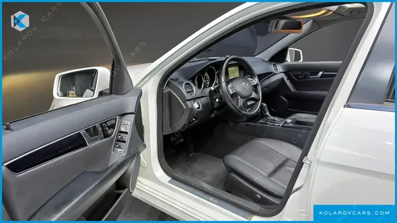 MERCEDES C-CLASS C200 CGI