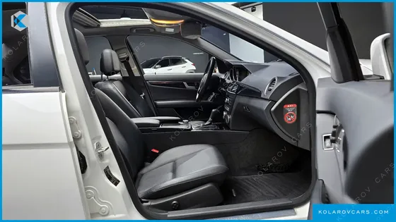MERCEDES C-CLASS C200 CGI