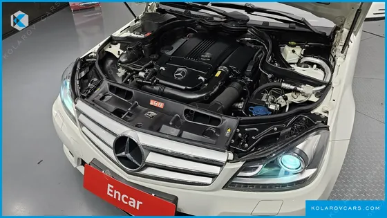 MERCEDES C-CLASS C200 CGI AVANTGARDE