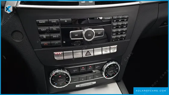 MERCEDES C-CLASS C200 CGI AVANTGARDE
