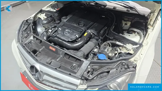 MERCEDES C-CLASS C200 CGI AVANTGARDE