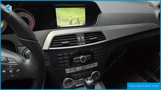MERCEDES C-CLASS C200 CGI AVANTGARDE
