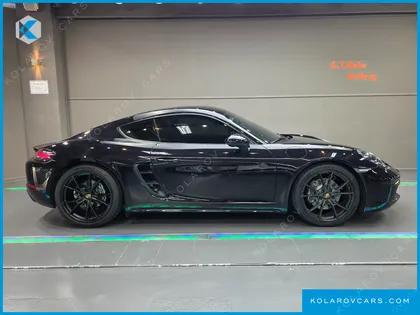 PORSCHE 718 2.0