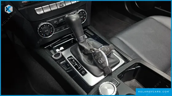 MERCEDES C-CLASS C200 CGI