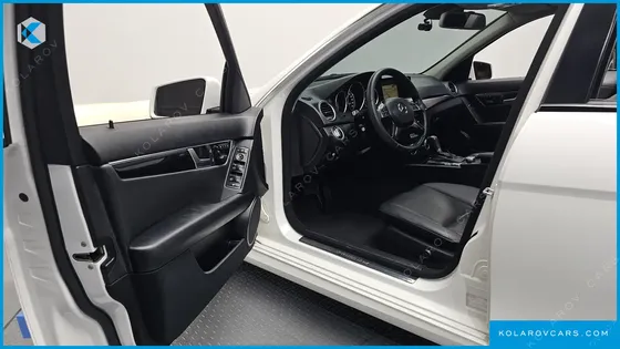 MERCEDES C-CLASS C200 CGI