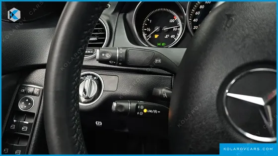 MERCEDES C-CLASS C200 CGI