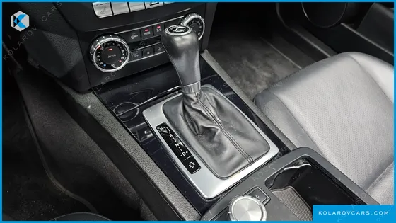MERCEDES C-CLASS C200 CGI