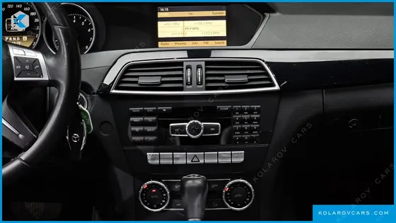 MERCEDES C-CLASS C200 CGI