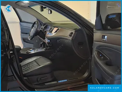 HYUNDAI GENESIS BH 330 LUXURY