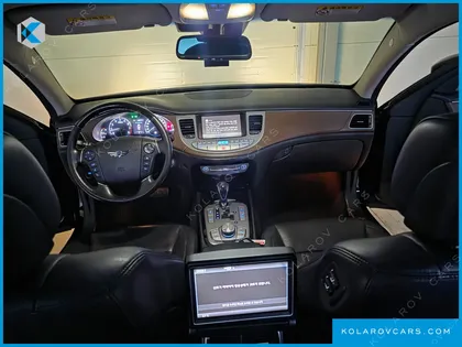 HYUNDAI GENESIS BH 330 LUXURY