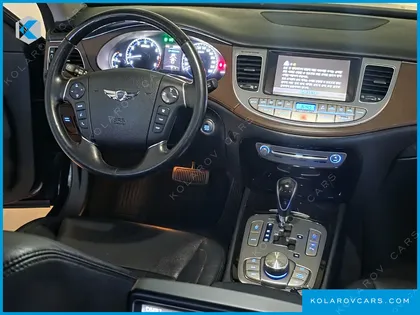 HYUNDAI GENESIS BH 330 LUXURY