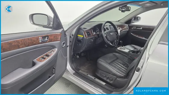 HYUNDAI GENESIS BH 330 GRAND