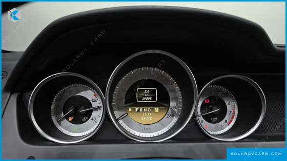 MERCEDES C-CLASS C200 CGI AVANTGARDE