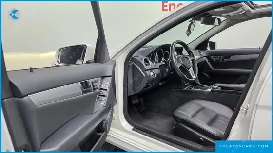 MERCEDES C-CLASS C200 CGI AVANTGARDE