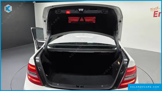 MERCEDES C-CLASS C200 CGI AVANTGARDE