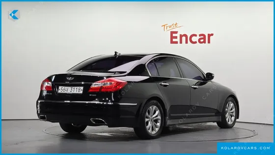 HYUNDAI GENESIS BH330 MODERN