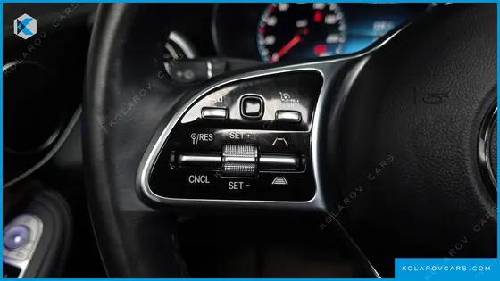 MERCEDES GLC-CLASS GCL300 4MATIC COUPE