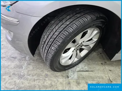 HYUNDAI GENESIS BH 330 GRAND