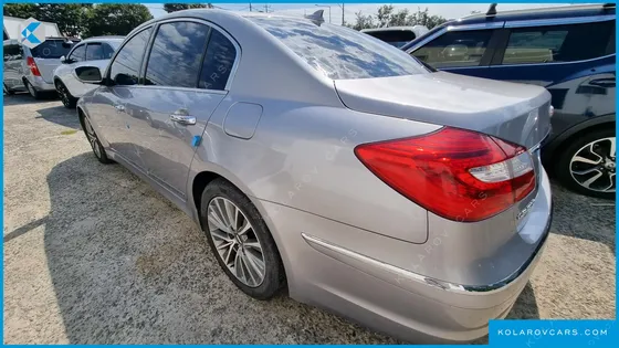 HYUNDAI GENESIS BH 330 LUXURY