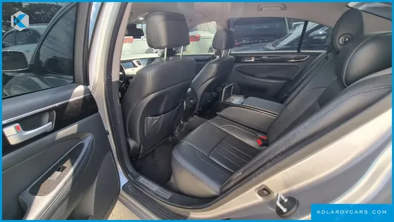 HYUNDAI GENESIS BH 330 LUXURY