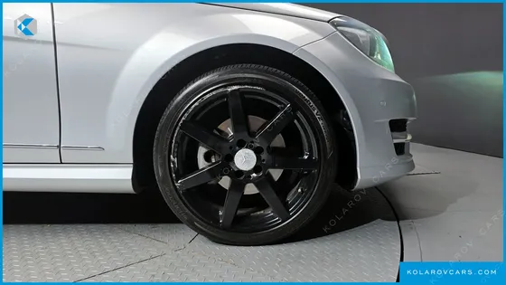 MERCEDES C-CLASS C200 CGI AVANTGARDE STYLE PACKAGE