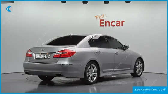 HYUNDAI GENESIS BH 330 LUXURY