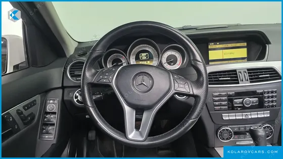 MERCEDES C-CLASS C200 CGI AVANTGARDE