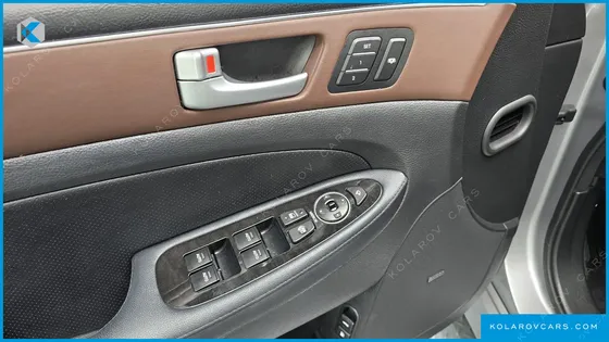 HYUNDAI GENESIS BH330 PREMIUM