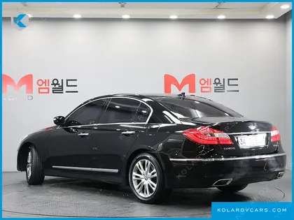 HYUNDAI GENESIS BH 330 LUXURY