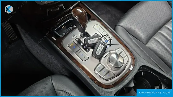 HYUNDAI GENESIS BH 330 LUXURY