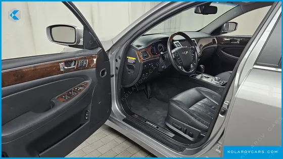 HYUNDAI GENESIS BH 330 LUXURY