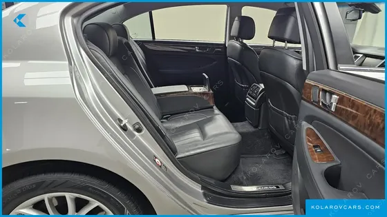 HYUNDAI GENESIS BH 330 LUXURY