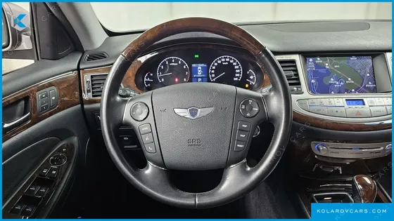 HYUNDAI GENESIS BH 330 LUXURY