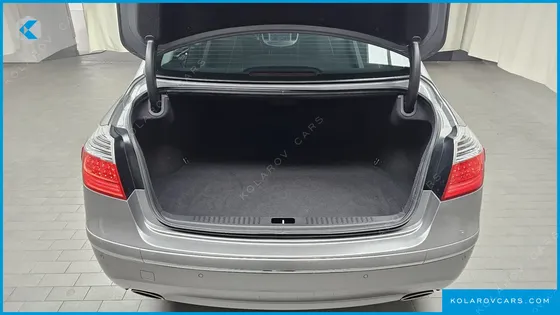 HYUNDAI GENESIS BH 330 LUXURY
