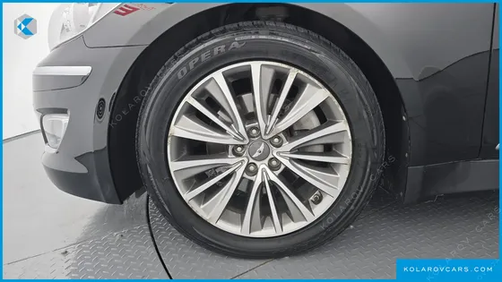 HYUNDAI GENESIS BH330 PREMIUM