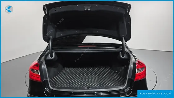 HYUNDAI GENESIS BH330 PREMIUM
