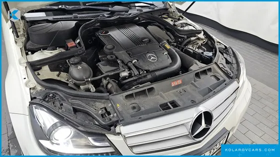 MERCEDES C-CLASS C200 CGI AVANTGARDE